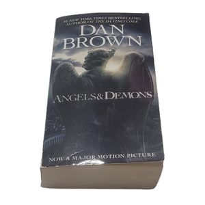 📖 3 for $15 📖 Angels & Demons by Dan Brown